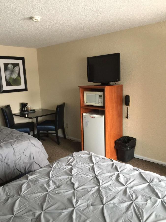Custom Stay Thief River Falls Exteriör bild
